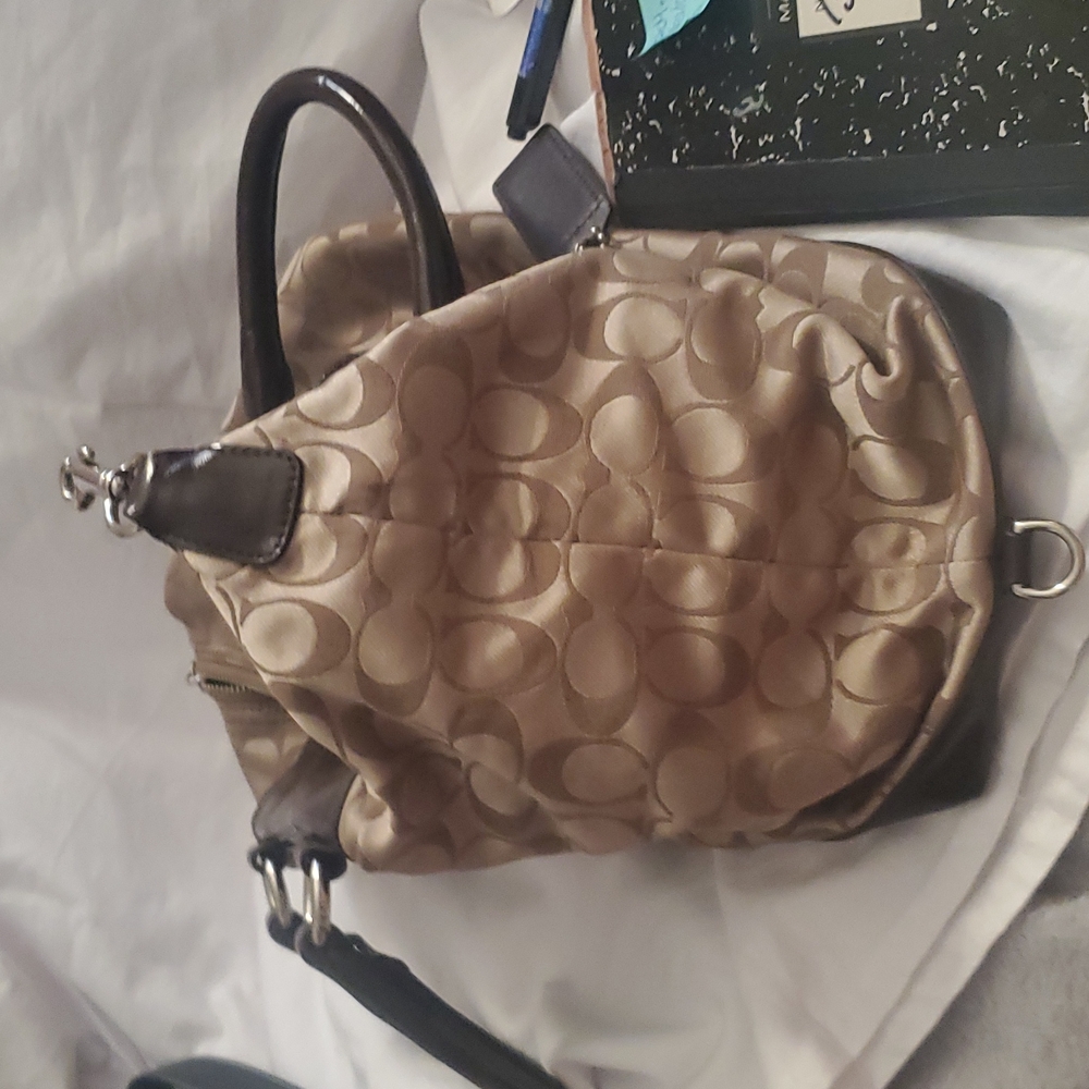 *Authentic COACH SATCHEL BAG W/Matching Wallet - Picture 8 of 16